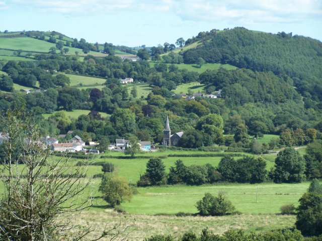 abergwilichurchfromllangunnorchurch.jpg